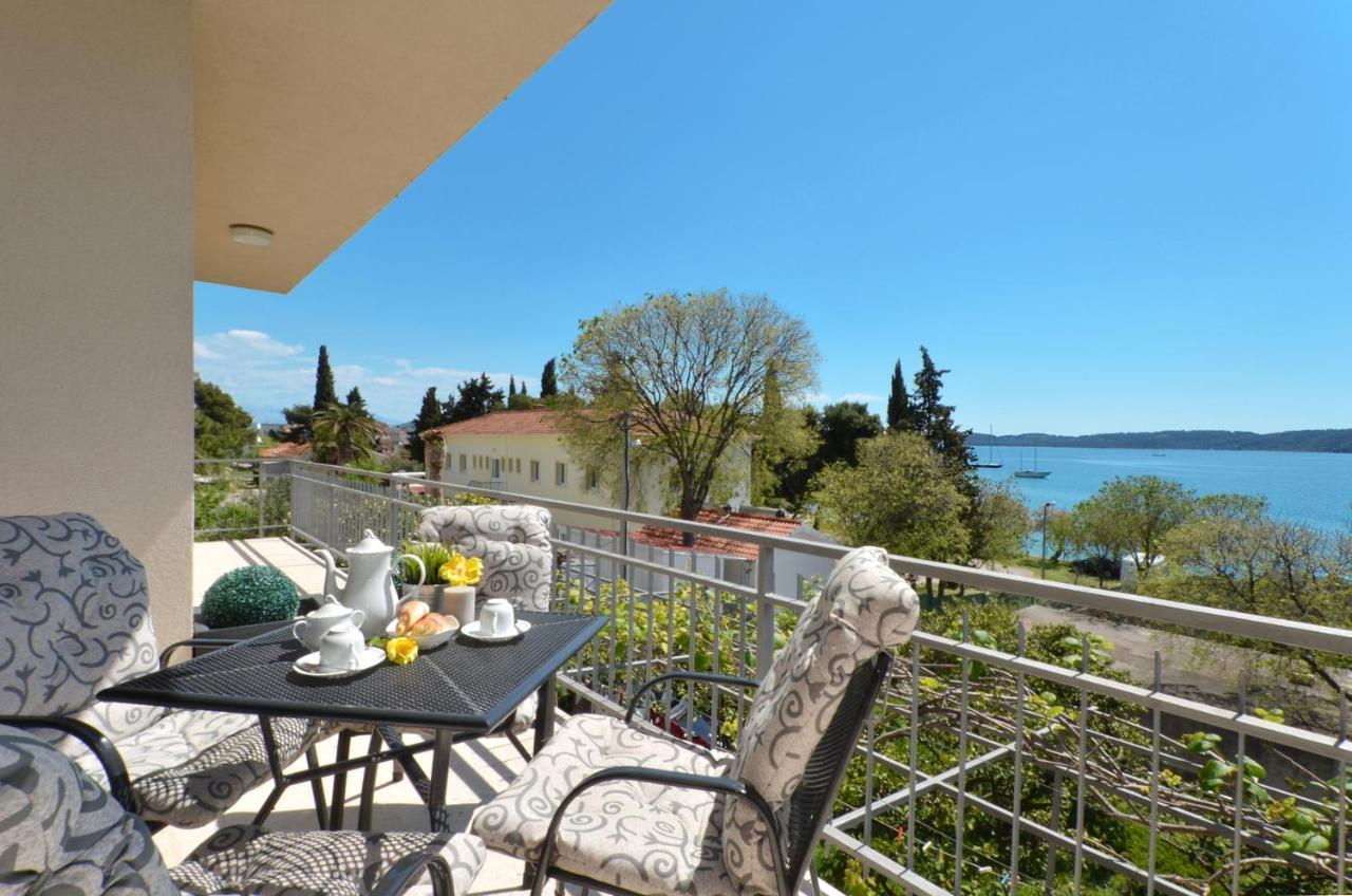 Mar Deluxe Apartments Trogir Ngoại thất bức ảnh